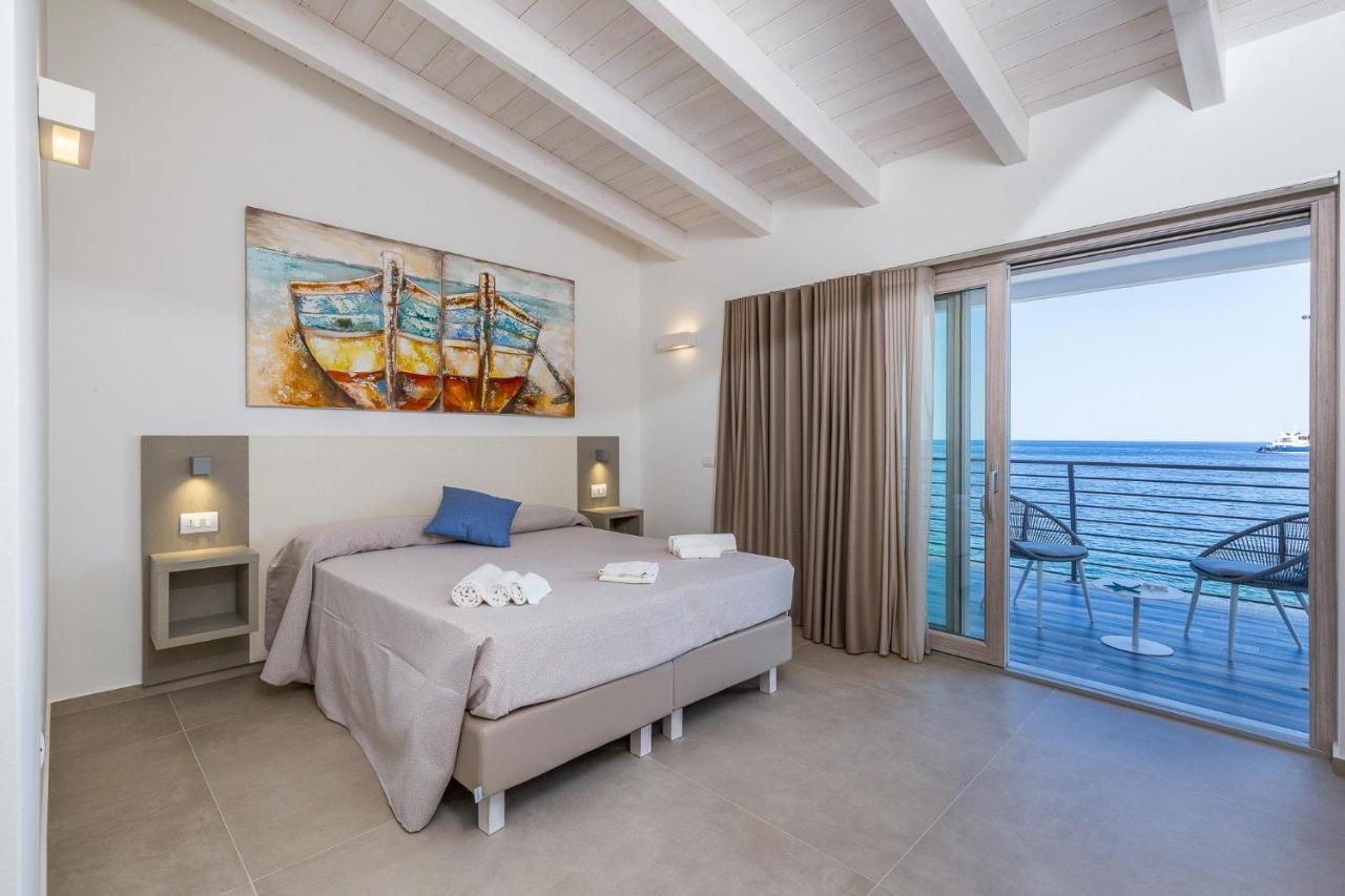 Hotel Caramare Cala Gonone Exteriör bild