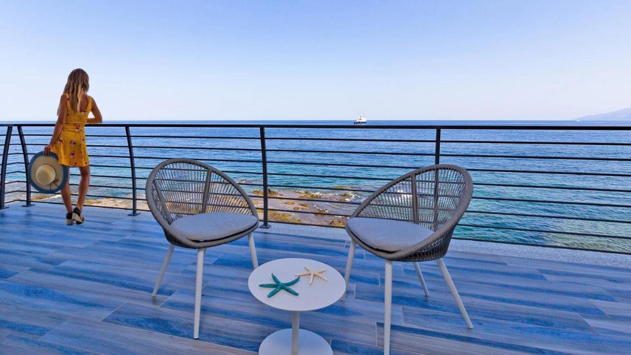 Hotel Caramare Cala Gonone Exteriör bild