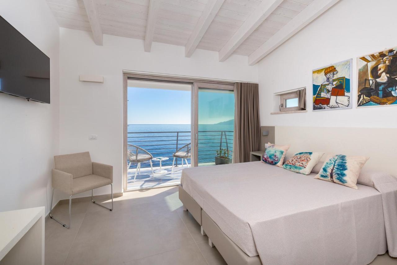 Hotel Caramare Cala Gonone Exteriör bild