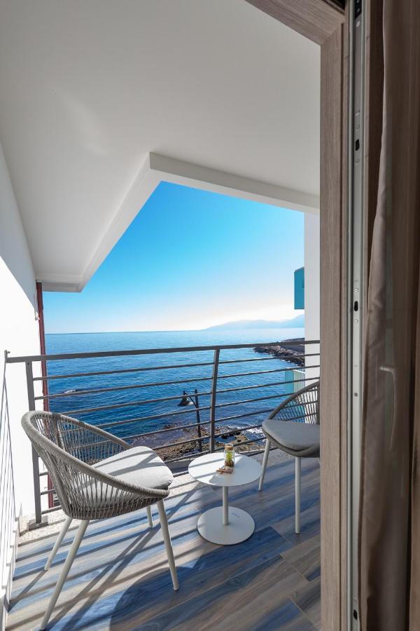 Hotel Caramare Cala Gonone Exteriör bild